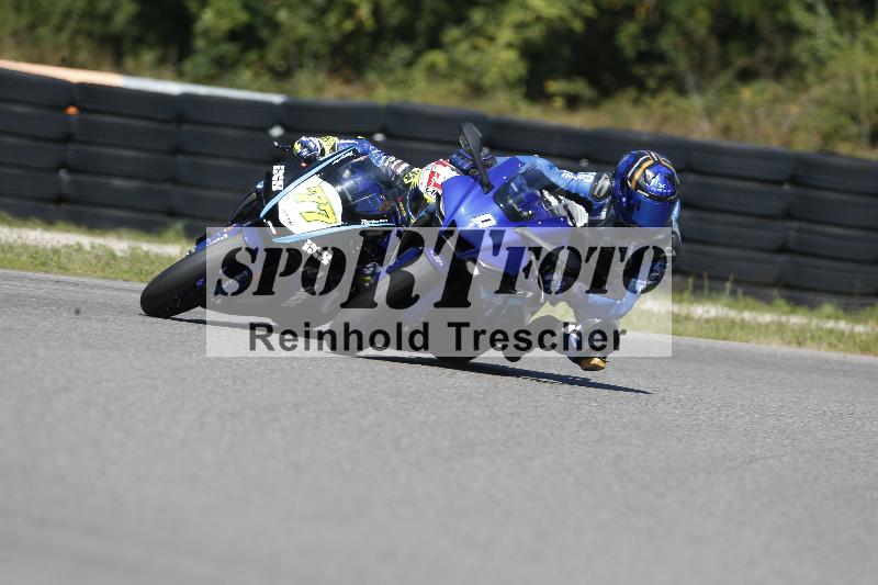 Archiv-2025/48 25.08.2025 Cornu Master School ADR/rot-rouge/77